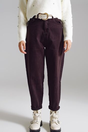 Pantalon décontracté marron avec détail de poche à la taille 1