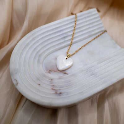 18k gold plated necklace with mother of pearl heart pendant