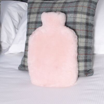 Botella de agua caliente de piel de oveja rosa