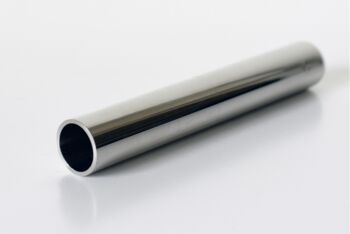IS-pilon, pilon - un accessoire de table en acier inoxydable 316 de bettisatti srl 1