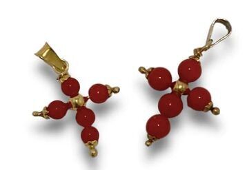 Ciondolo croce con perline di corallo