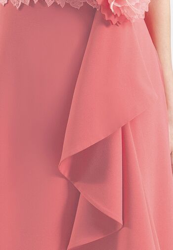 Robe longue corps en guipure corail 3