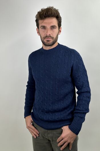 PULL EN LAINE AVEC TRESSÉES 2