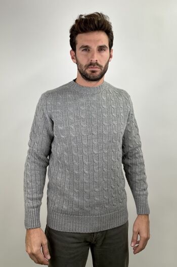 PULL EN LAINE AVEC TRESSÉES 9