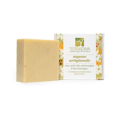 BIO - Handmade soap with Terradiva extra virgin olive oil and almond flour - 100g