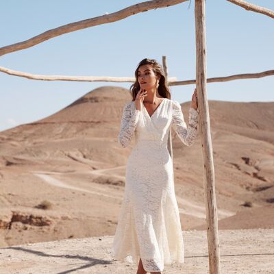 Robe longue en dentelle moulante - 81009