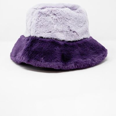 Faux fur bucket hat in purple