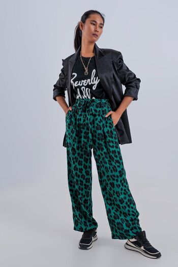 Pantalon large à imprimé léopard vert 1