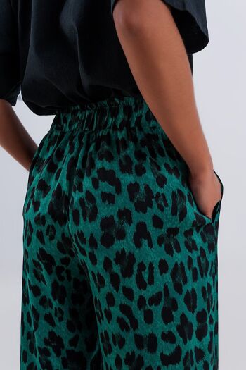 Pantalon large à imprimé léopard vert 5