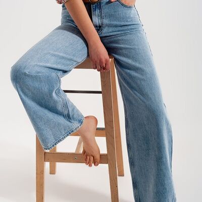 Jeans mit weitem Bein und hoher Taille in Hellblau