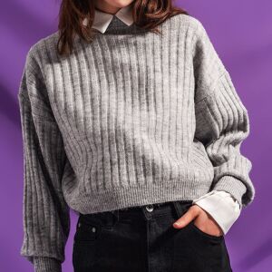 Pull gris à rayures