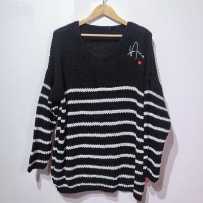 AMIER HEART SWEATER