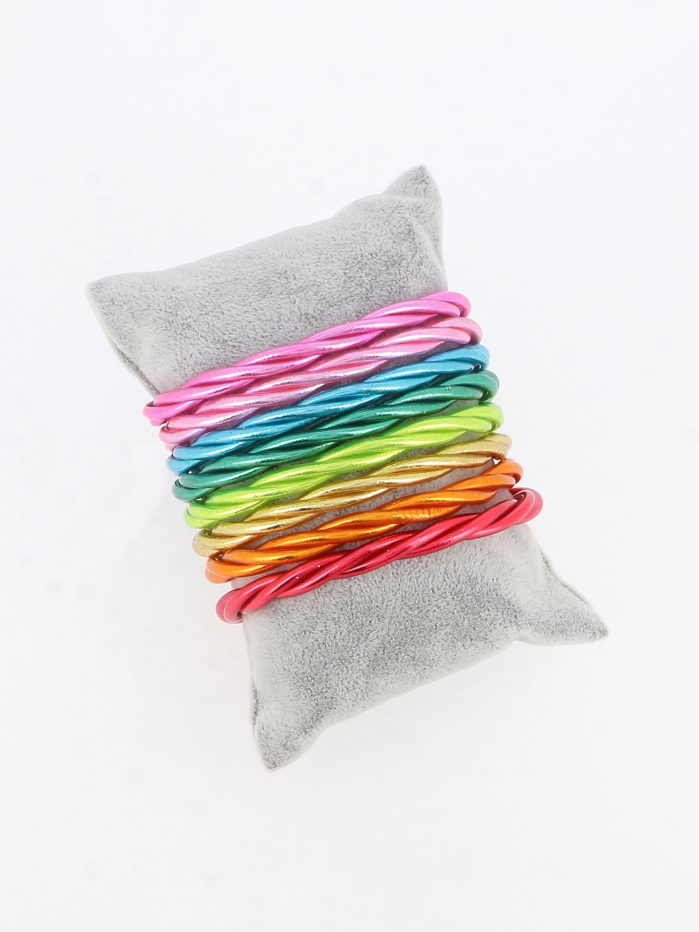 Set mit 8 gedrehten buddhistischen Binsen – Mehrfarbig