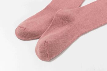 Chaussettes hautes avec dentelle couleur maquillage 3