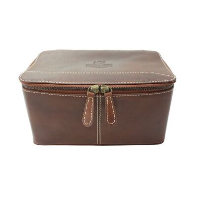 Brown Pull up Leather Washbag