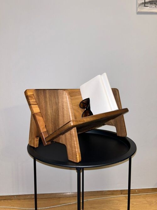 Easy-to-assemble Wooden Bookshelf - Solid Wood - Blunt Edges