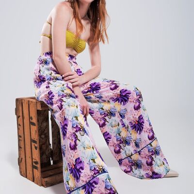 Pantalones de pernera ancha de satén de talle alto con estampado floral violeta