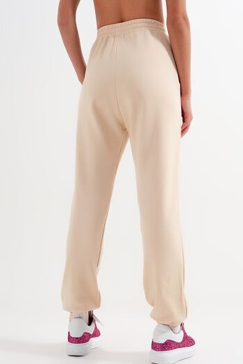 Pantalon de jogging avec ceinture élastique en beige 3