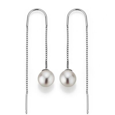 Earrings with round freshwater pearls