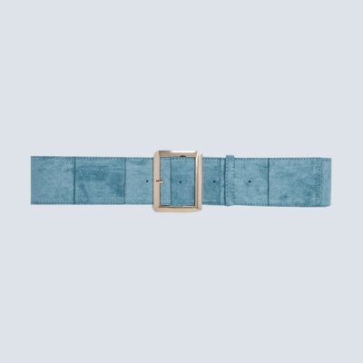 Cinturón de ante azul claro con hebilla cuadrada