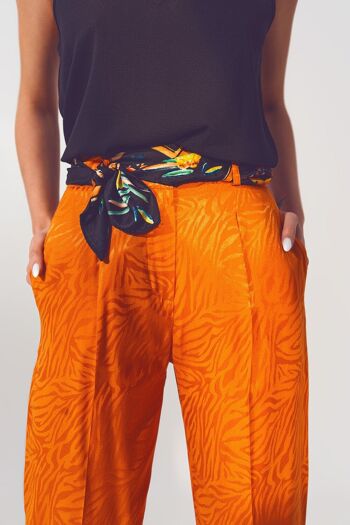 Pantalon ample à imprimé zèbre en orange 5