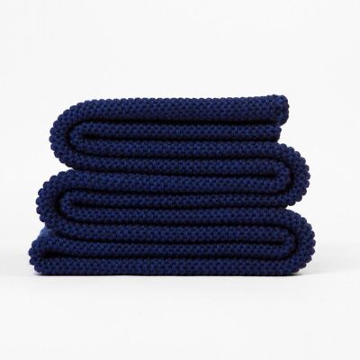 Slow navy blue scarf