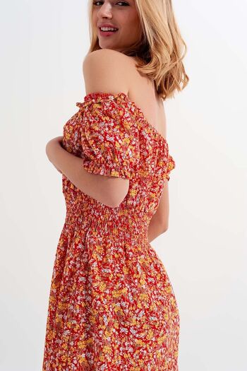 Mini-robe avec détail froncé à imprimé floral rouge 2