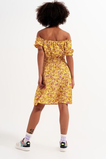 Mini-robe avec détail froncé à imprimé fleuri jaune 6