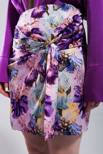 Mini-jupe nouée sur le devant à imprimé fleuri violet contrasté 5