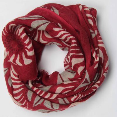 Red Chamomile Wool Scarf