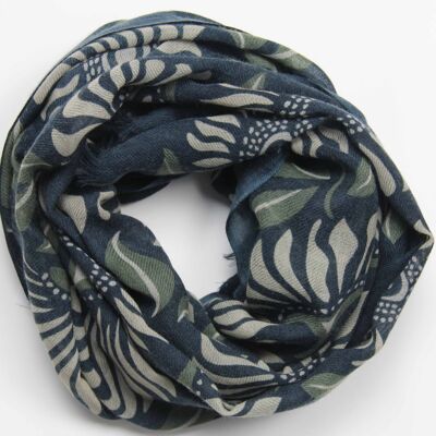 Chamomile Wool Scarf Navy Navy