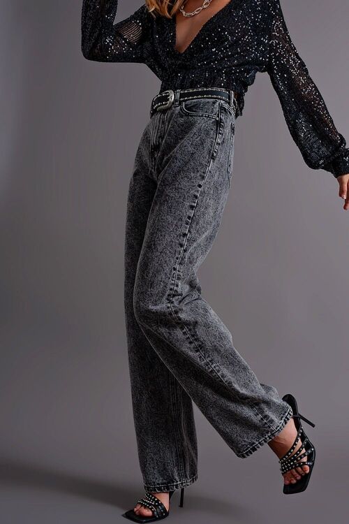 Mom jeans with high waist in black