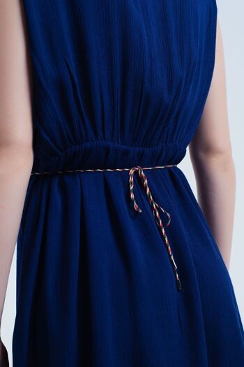 Mini-robe bleu marine avec broderie 6