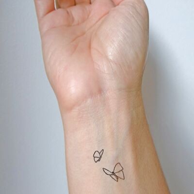 Minimalist butterfly temporary tattoos (9 sets of 2)