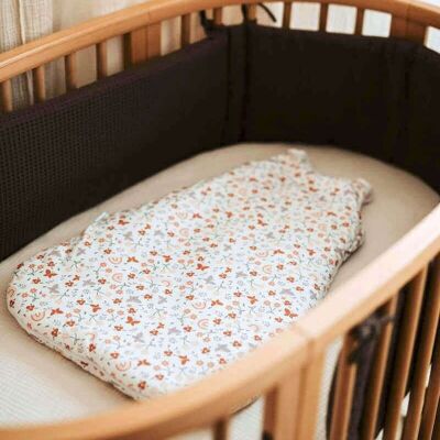 Chocolate honeycomb bed bumper