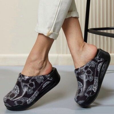 Skull Air Clogx Leather Clogs Slippers