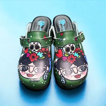 Pantoufles sabots en cuir vert Frida Kahlo Air Clogx 224 5