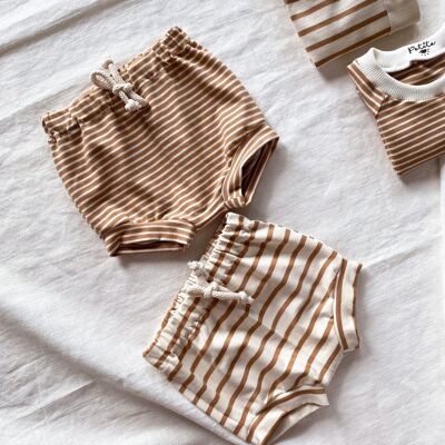 Baby boy shorts / caramel stripes