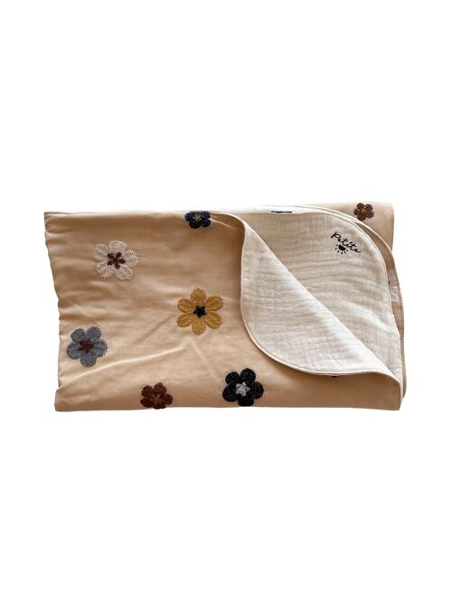 Baby blanket / embroidered boho flowers - beige