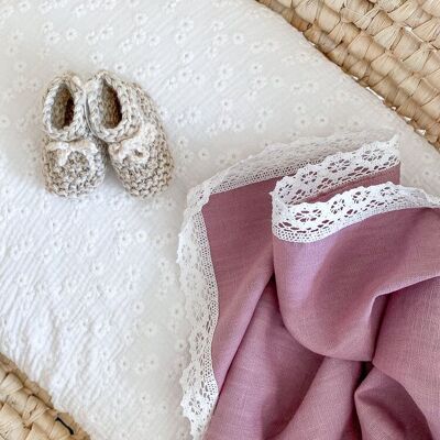 Linen swaddle + lace trim / lavender