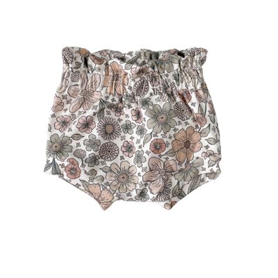 Shorts femeninos con volantes / flores llamativas - crudo