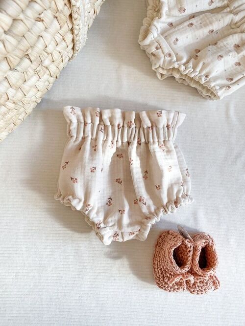 Muslin bloomers / berries