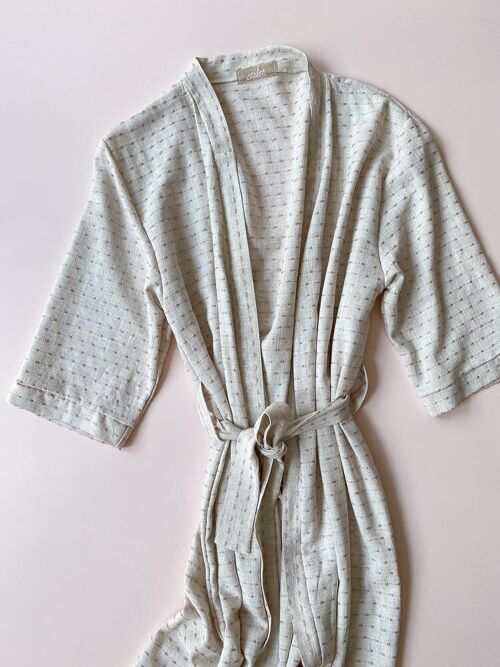 Loungewear robe / embroidered linen