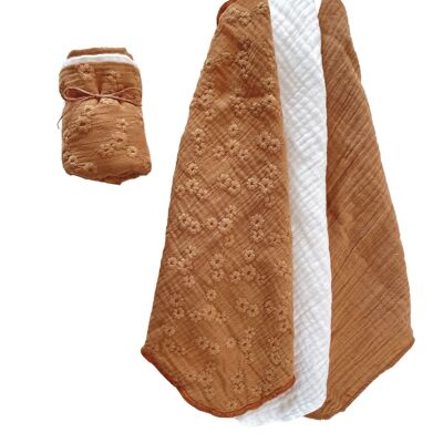 Conjunto de tela Muslin Burp / caramelo bordado