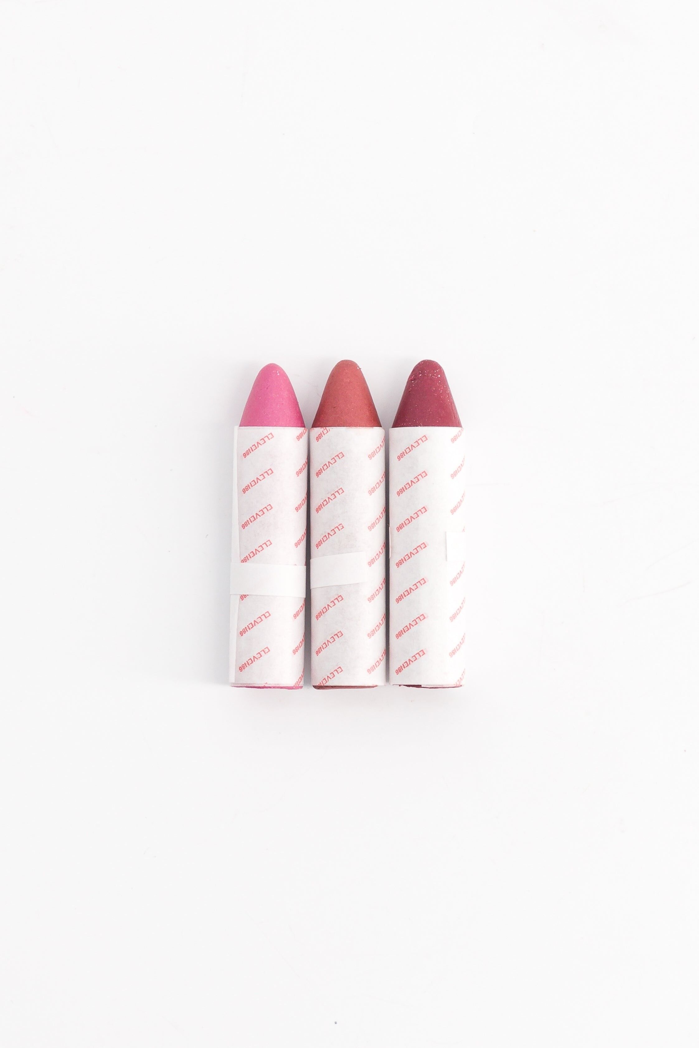 Trío de perfección de ciruela