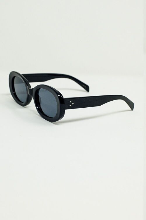 Oversized Oval Sunglasses in Black