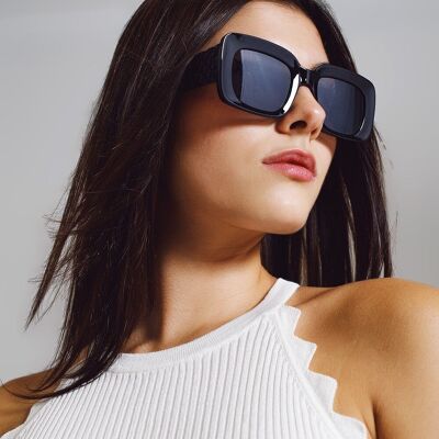 Oversized Oval Sunglasses With Side Detail in Black
