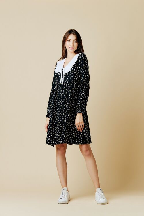 Black Flowered Dress with Detachable Collar