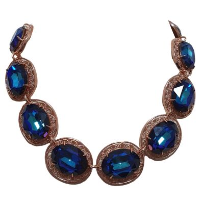 Rosa Halskette mit ovalen, facettierten blauen Kristallen