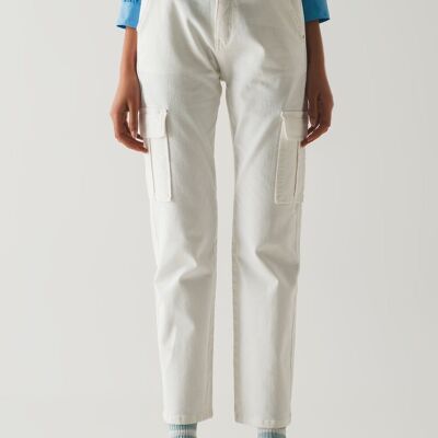 Relaxed cargo pants in white